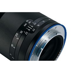 zeiss-loxia-85mm-f-24-fe-portretni-telef-4047865500210_7.jpg