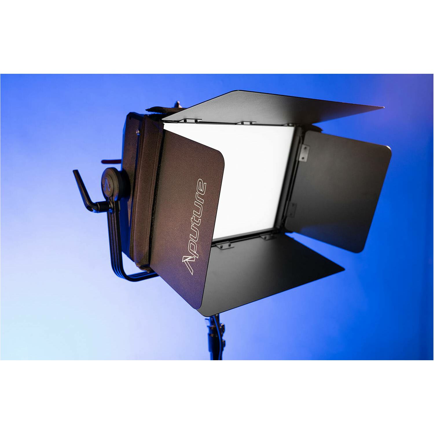 Aputure Barn Door for Nova P300c