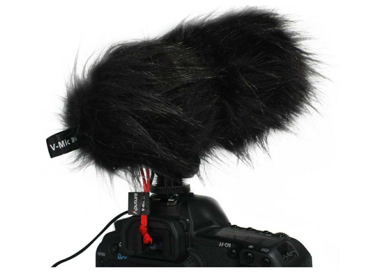 Aputure Microphone V-mic D1 mikrofon za DSLR, kameru i fotoaparat + Wind-Screen and Wind-Shield Directional Condenser Shotgun