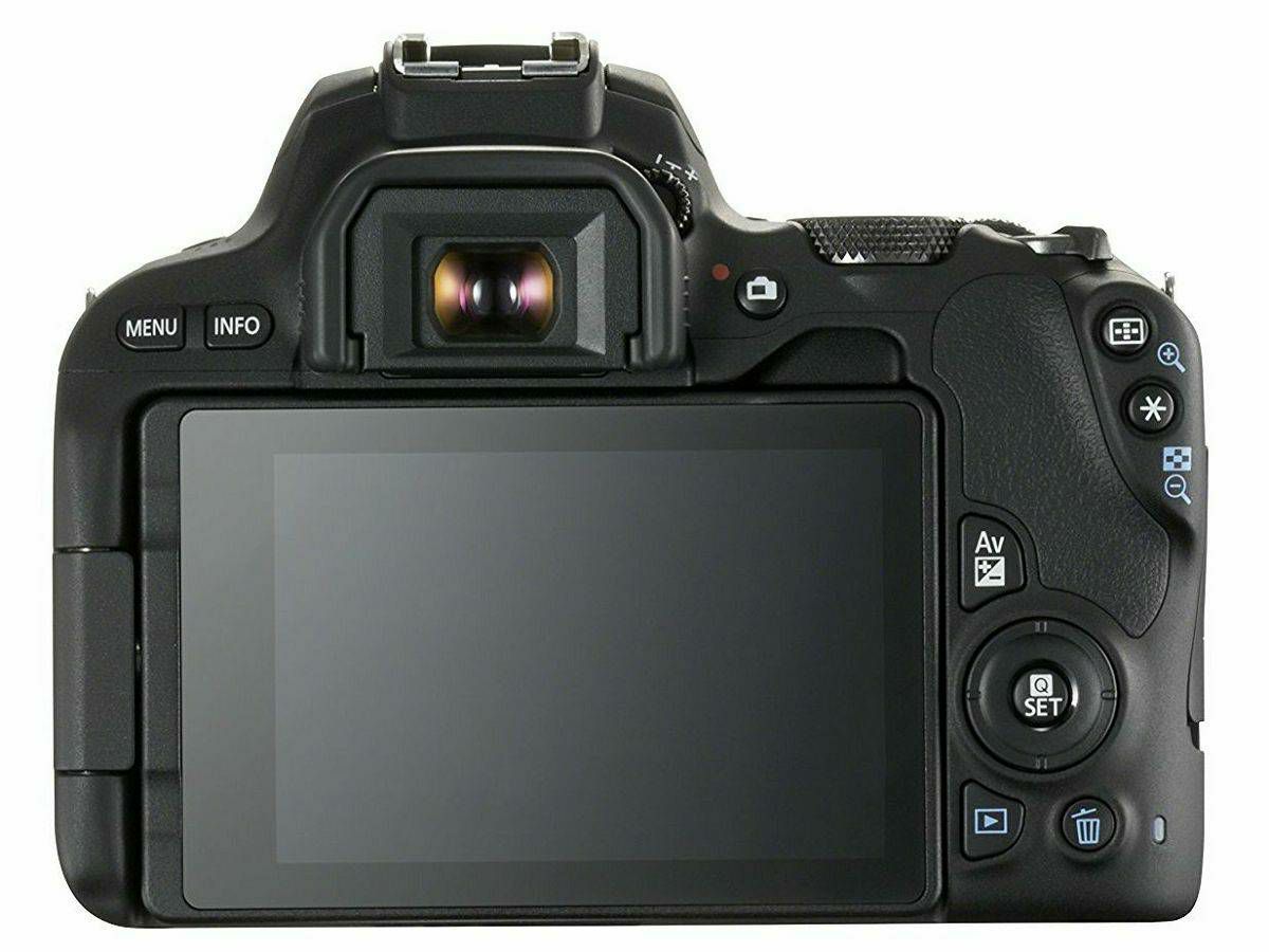 Canon EOS 200D + 18-55 IS STM Black crni DSLR Digitalni fotoaparat i standardni zoom objektiv EF-S 18-55mm f/4-5.6 (2250C002AA)