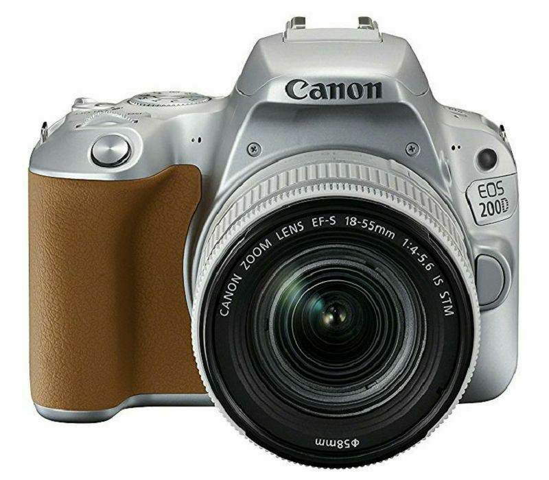 Canon EOS 200D + 18-55 IS STM SL Silver srebreni DSLR Digitalni fotoaparat i standardni zoom objektiv EF-S 18-55mm f/4-5.6 (2256C001AA)