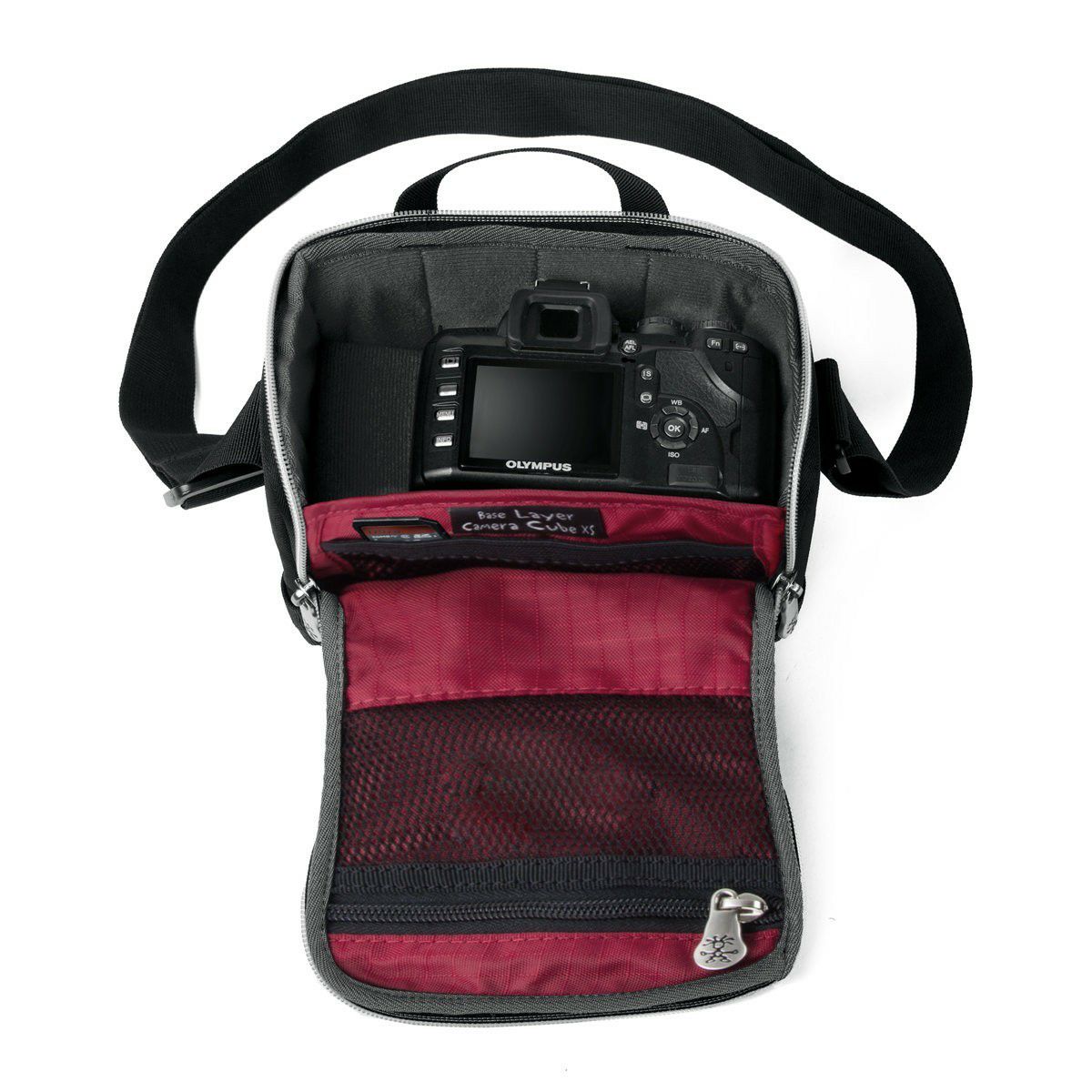 Crumpler Base Layer Camera Cube M black rust red (BLCC-M-001) crna hrđavo crvena torba za fotoaparat