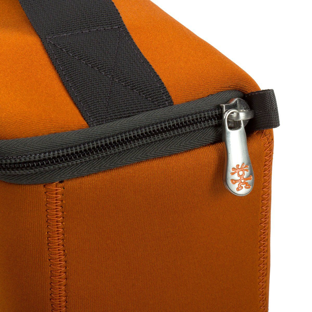 Crumpler The Inlay Zip Protection Pouch M burned orange TIZPP-M-003 camera accessories - internal unit