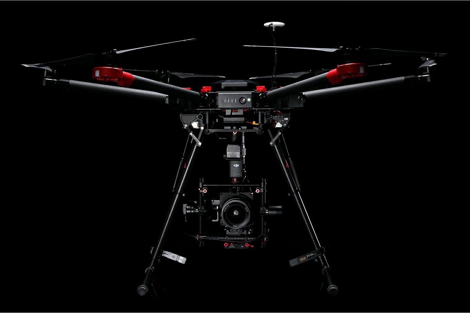 DJI Hasselblad Photography Package dron Matrice 600 + Ronin-MX + A5D-50c + HC 3.5 50mm II + SRW-60G + FPV