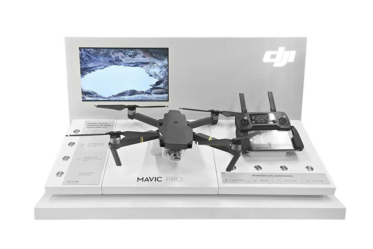 DJI Mavic Premium Tabletop Display Unit izlog za dron