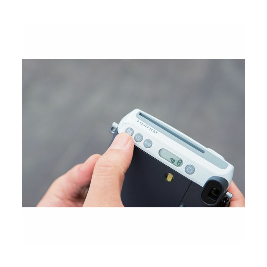 Fujifilm Instax mini 70 Instant Film Camera (Moon White) Bijela Fuji fotoaparat s trenutnim ispisom fotografije