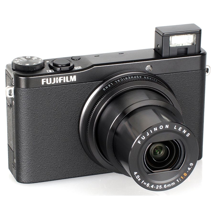 Fujifilm XQ1 Fuji Finepix digitalni fotoaparat Pro / Enthusiast fixed lens 4X Manual F2.0-F2.8, X-Trans 2 PD (12m, 2/3"), 3,0" LCD, 920K