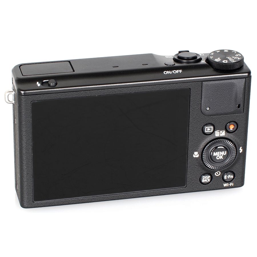 Fujifilm XQ1 Fuji Finepix digitalni fotoaparat Pro / Enthusiast fixed lens 4X Manual F2.0-F2.8, X-Trans 2 PD (12m, 2/3"), 3,0" LCD, 920K