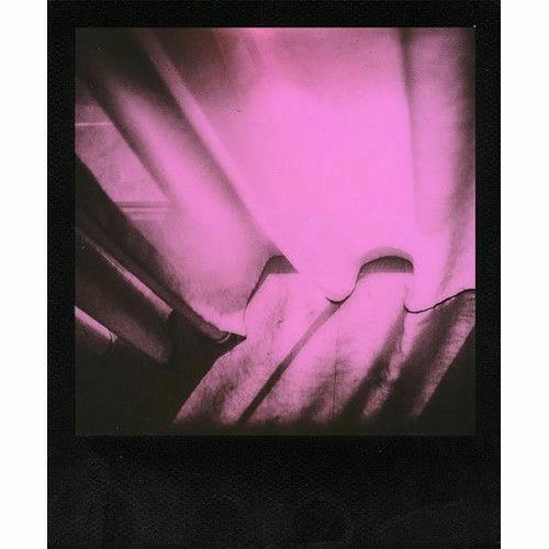 Impossible 600 Duochrome Black Pink foto papir film za Polaroid 600 (4649)