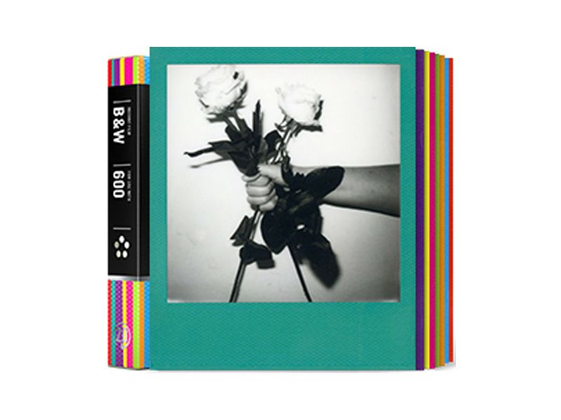Impossible Black & White 2.0 Instant Film for Polaroid 600 Cameras (Color Frame, 8 Exposures) 600 B/W Hardcolor Edition 2.0 (4164)