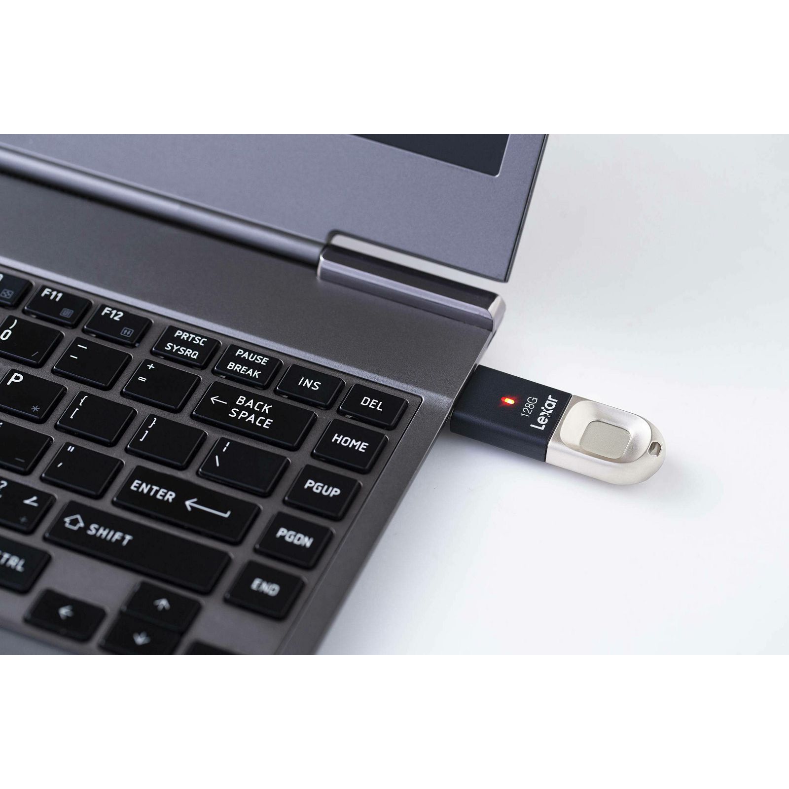 Lexar Fingerprint F35 128GB USB 3.0 flash drive 150MB/s read 60MB/s write memorija (LJDF35-128BBK)