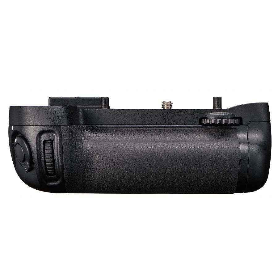 Nikon MB-D15 Multi-Power Battery Pack (D7100 i D7200) grip držač baterija VFC00401