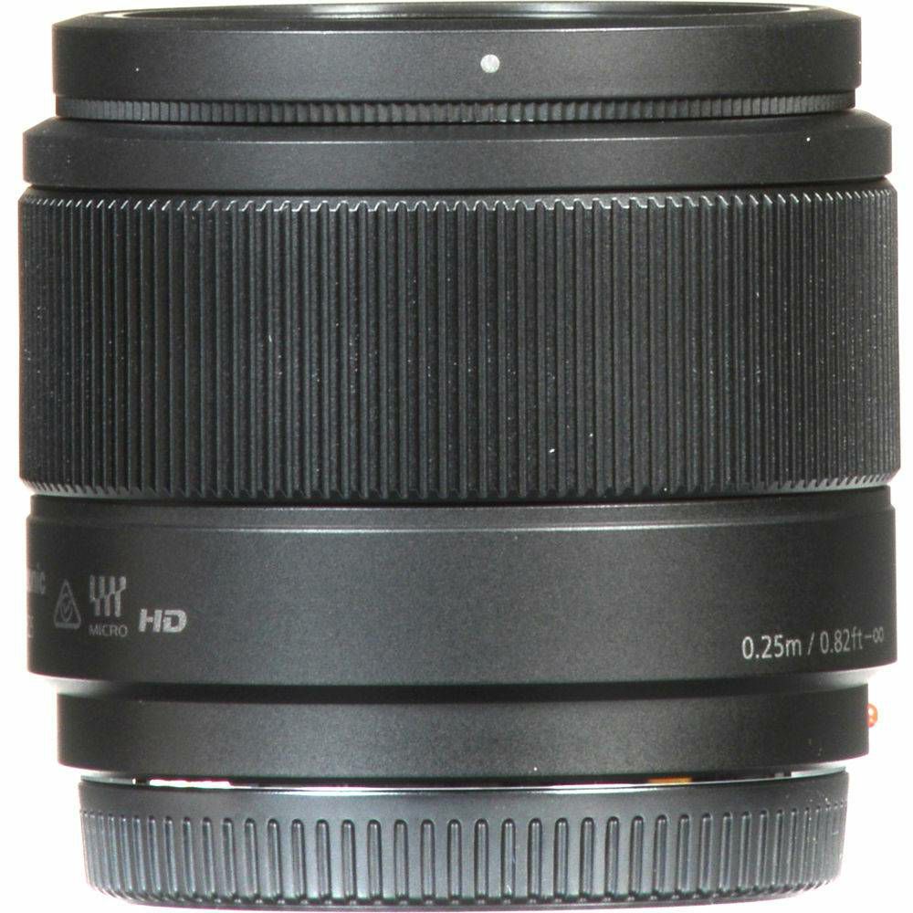 Panasonic 25mm f/1.7 Asph Black (bulk) Lumix G standardni objektiv za Micro Four Thirds MFT micro4/3" H-H025ME H-H025M (H-H025ME-K)