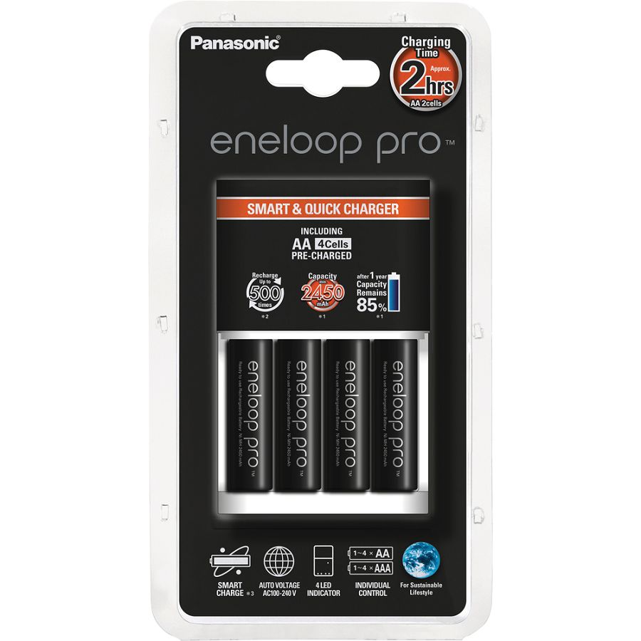 Panasonic Sanyo Eneloop punjač SMART Brzi + 4xAA Eneloop PRO punjive baterije K-KJ16HCD40E