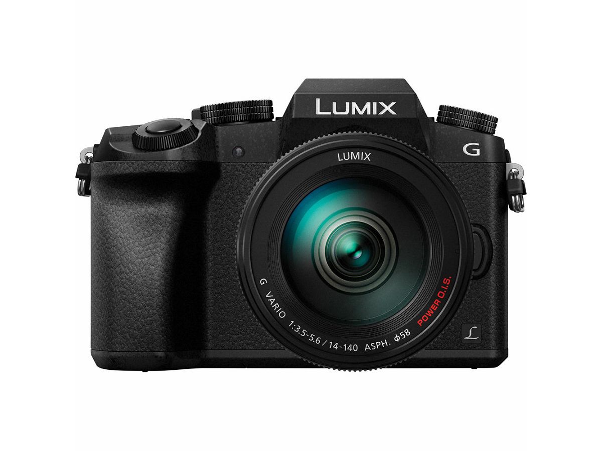 Panasonic Lumix G7 + 14140mm f/3.55.6 Asph Power O.I.S. Black 4K