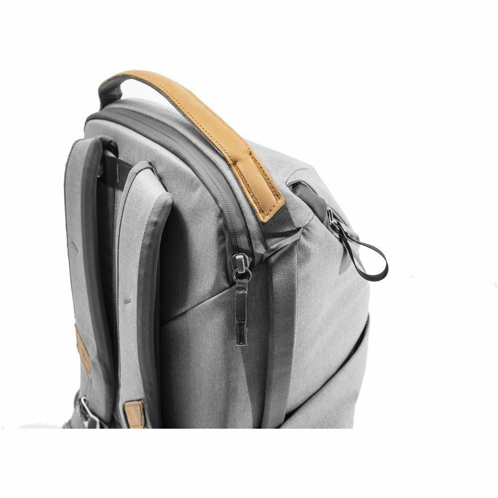 Peak Design Everyday Backpack 20L v2 Ash sivi ruksak za fotoaparat i foto opremu (BEDB-20-AS-2)