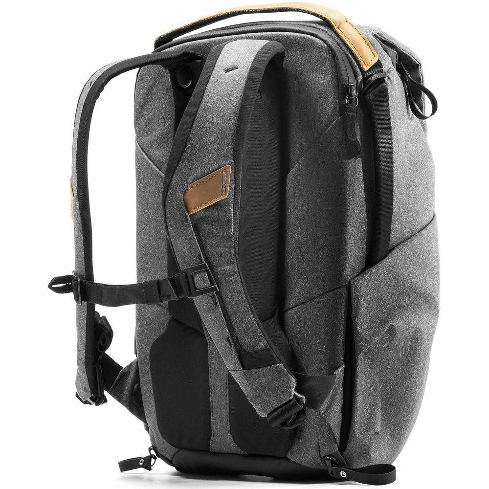 Peak Design Everyday Backpack 20L v2 Charcoal tamno sivi ruksak za fotoaparat i foto opremu (BEDB-20-CH-2)