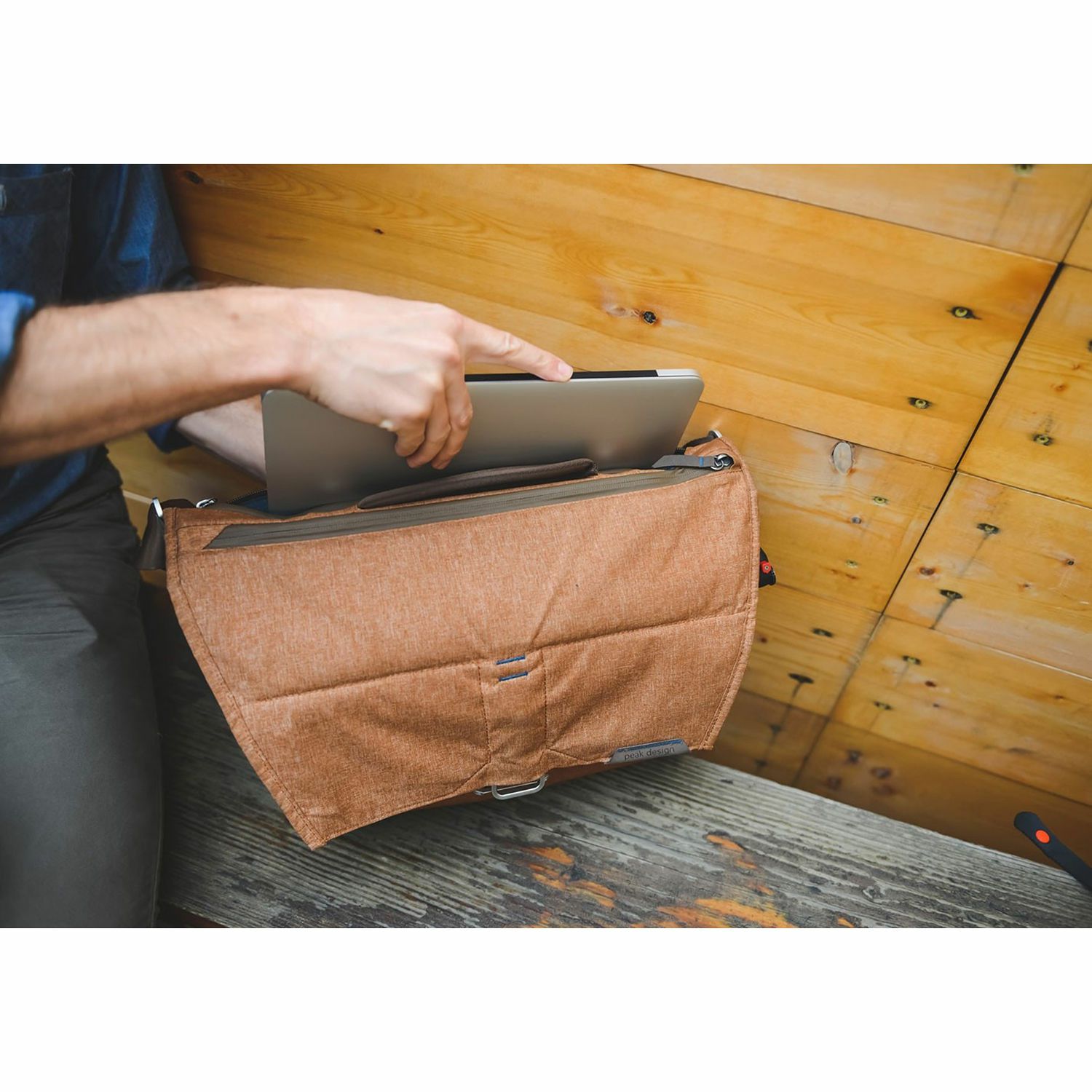 Peak Design Everyday Messenger Bag 13" Ash (BS-13-AS-2)