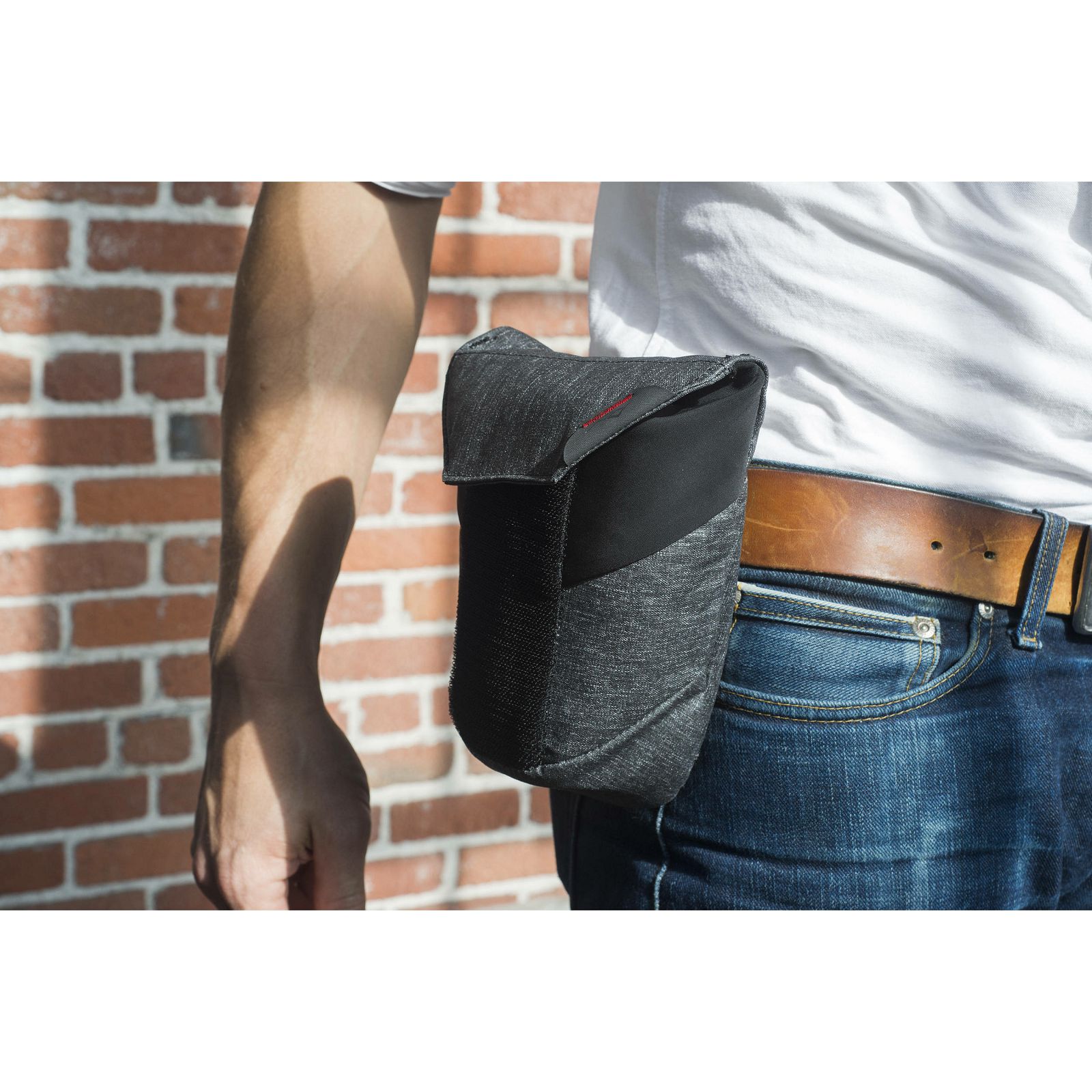 Peak Design Range Pouch Small Charcoal torbica za objektiv (BRP-S-BL-1)