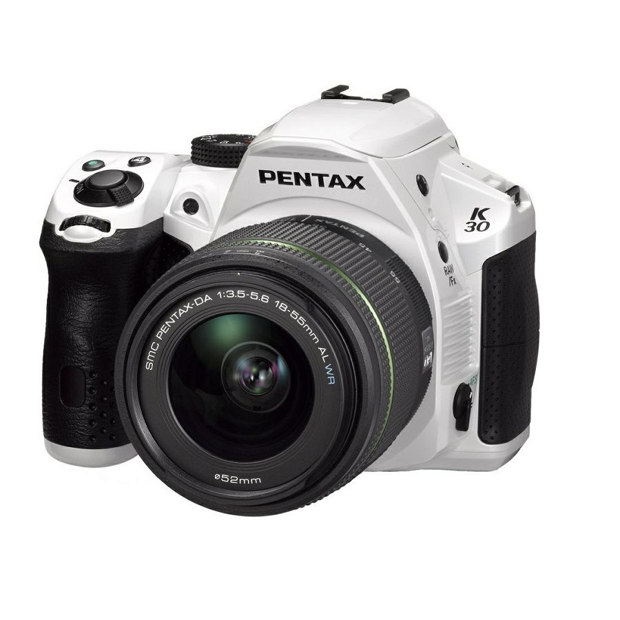 Pentax K-30 white + 18-55mm WR