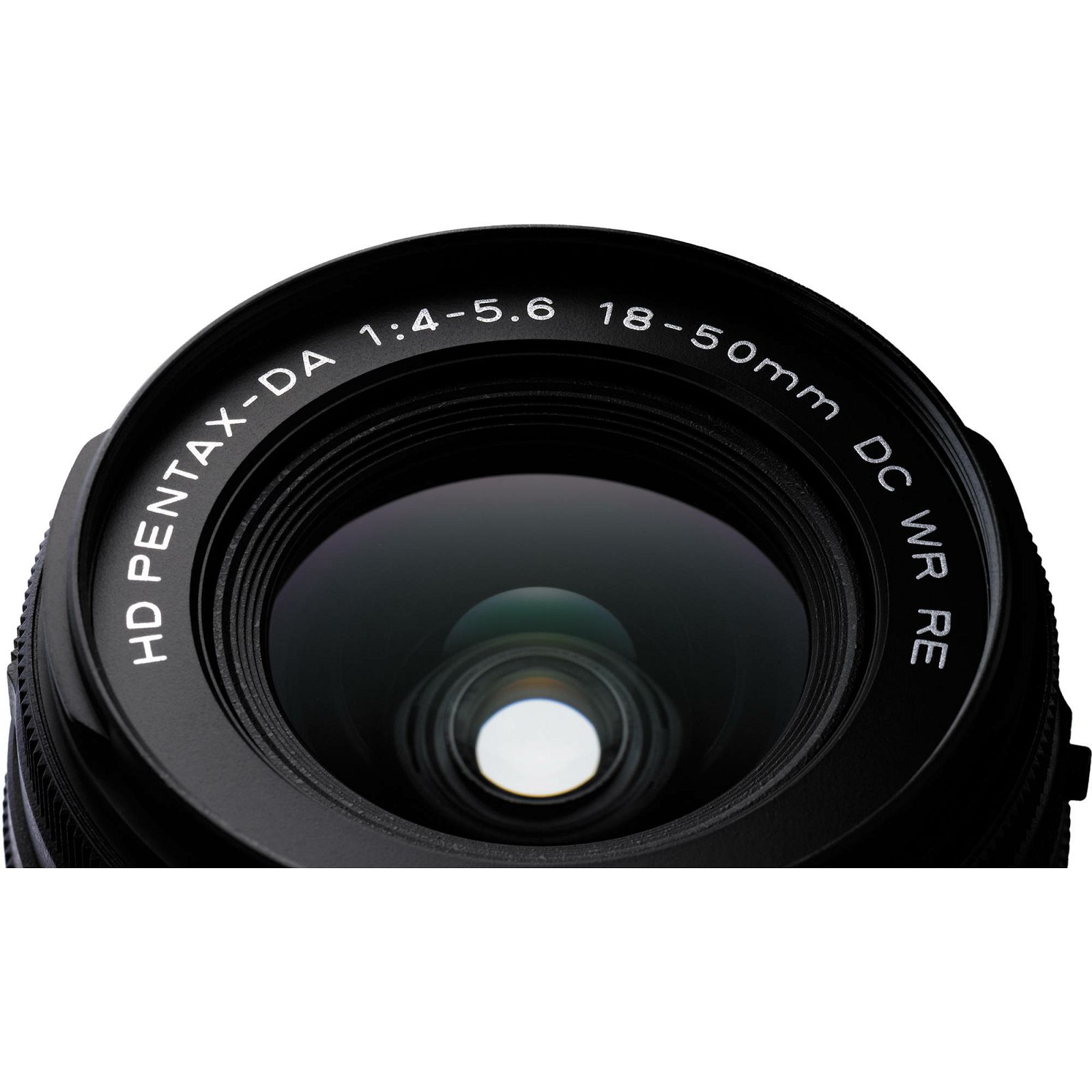 Pentax KP + 18-50mm f/4-5.6 DC WR RE Black KIT DSLR Crni Digitalni fotoaparat HD DA 18-50 f/4.0-5.6 f4-5.6 4-5.6 (1601700)