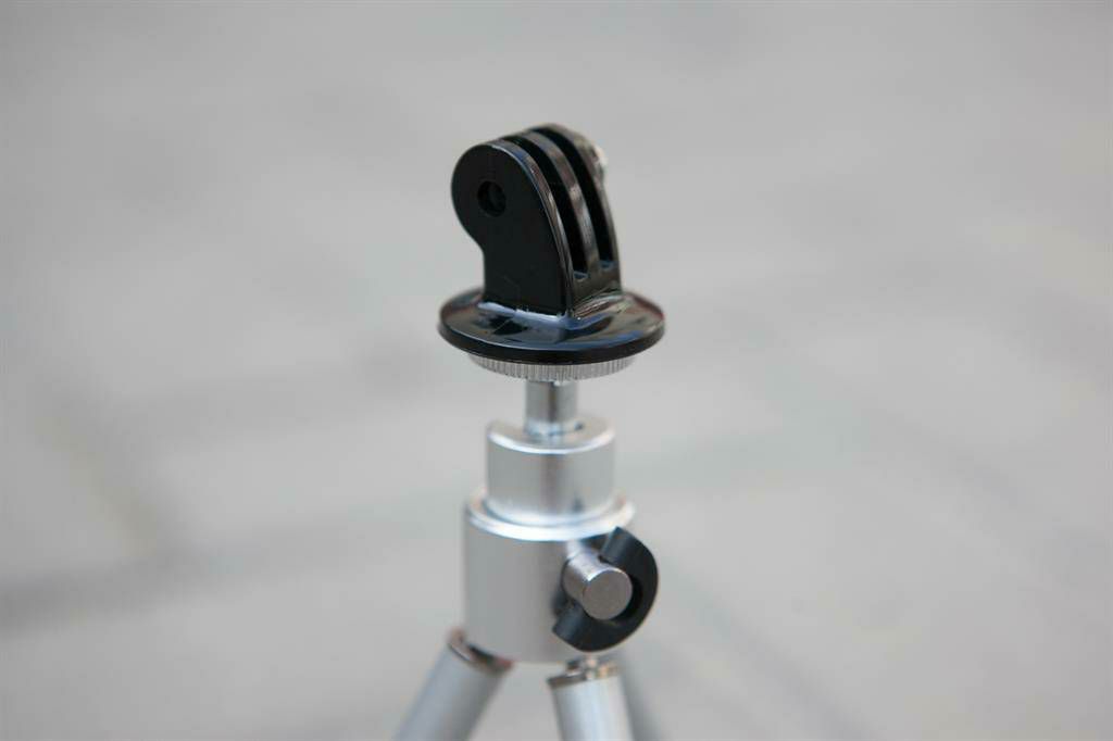 PRO-mounts Tripod Mount Adapter + Long Thumb Knob Screw Bolt za akcijske kamere GoPro HERO (PM2013GP03)