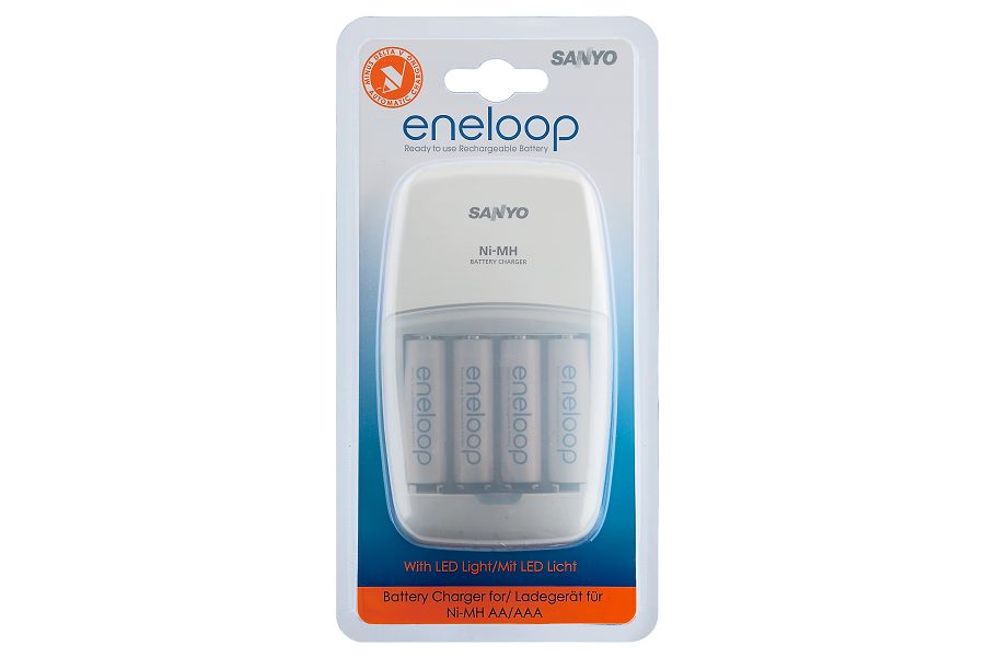 Sanyo Eneloop MQN09-E-4-3UTG LED punjač + 4xAA punjive baterije ready to use