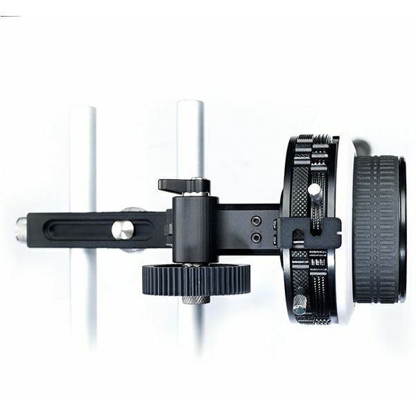 Sevenoak Follow Focus SK-F2X sistem za glatko ručno fokusiranje pri video snimanju s prihvatom za rig stabilizator