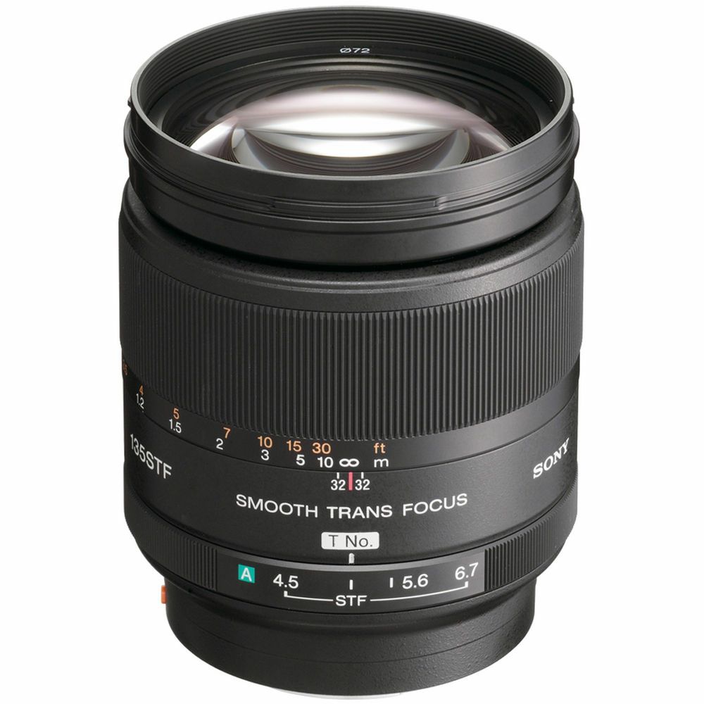 Sony A 135mm f/2.8 STF portretni telefoto objektiv za A-mount 135 F2.8 2.8 f/2,8 (T4.5) SAL-135F28 SAL135F28 (SAL135F28.AE)