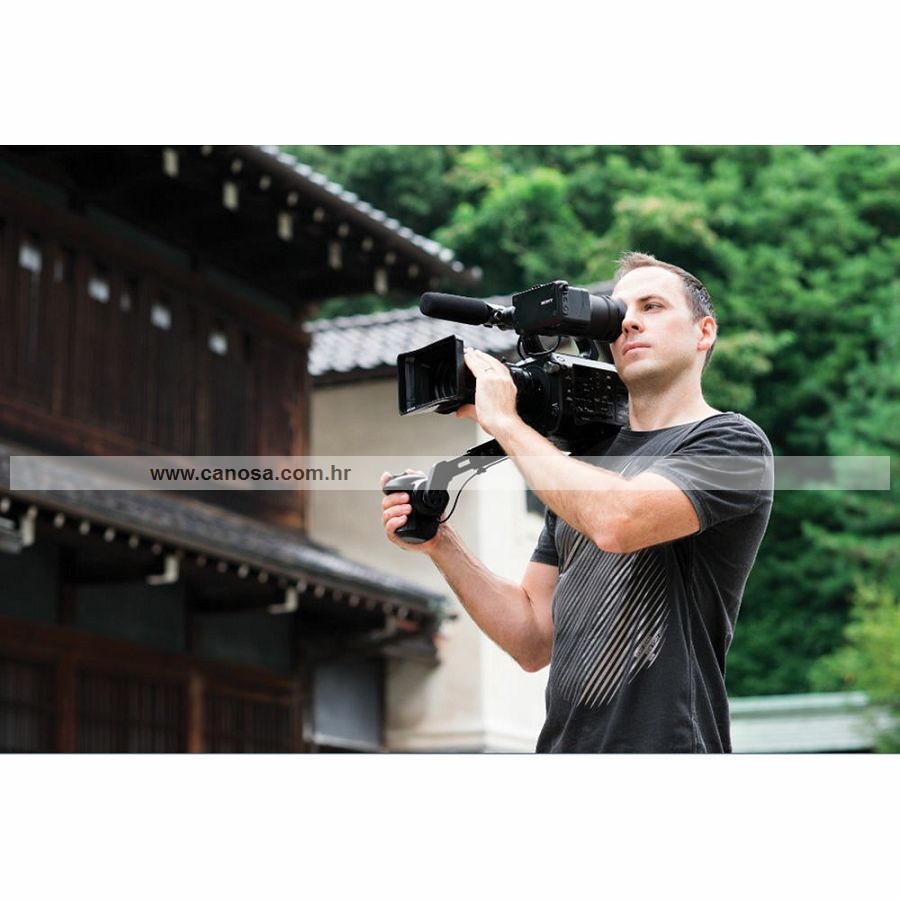 Sony PXW-FS7 (Body Only) 4K XDCAM Super 35mm Exmor CMOS sensor XDCAM camera with Mount lens system, 4K/2