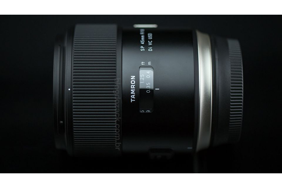 Tamron SP 45mm f/1.8 Di VC USD objektiv za Nikon FX (F013N)