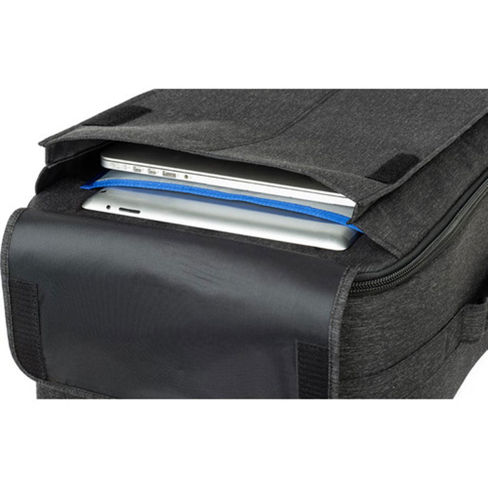 Think Tank Airport Advantage XT Black