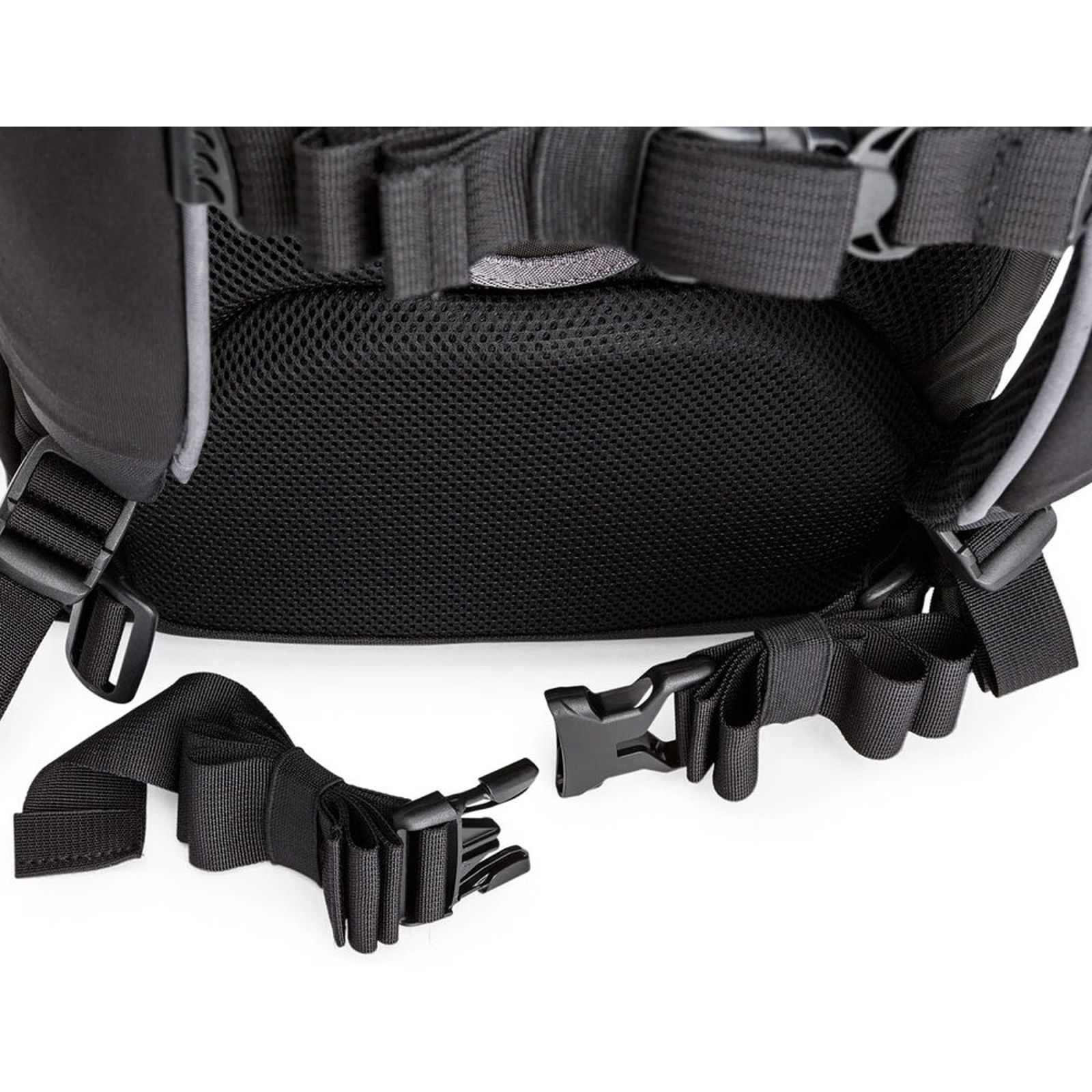 Think Tank Airport Commuter Black