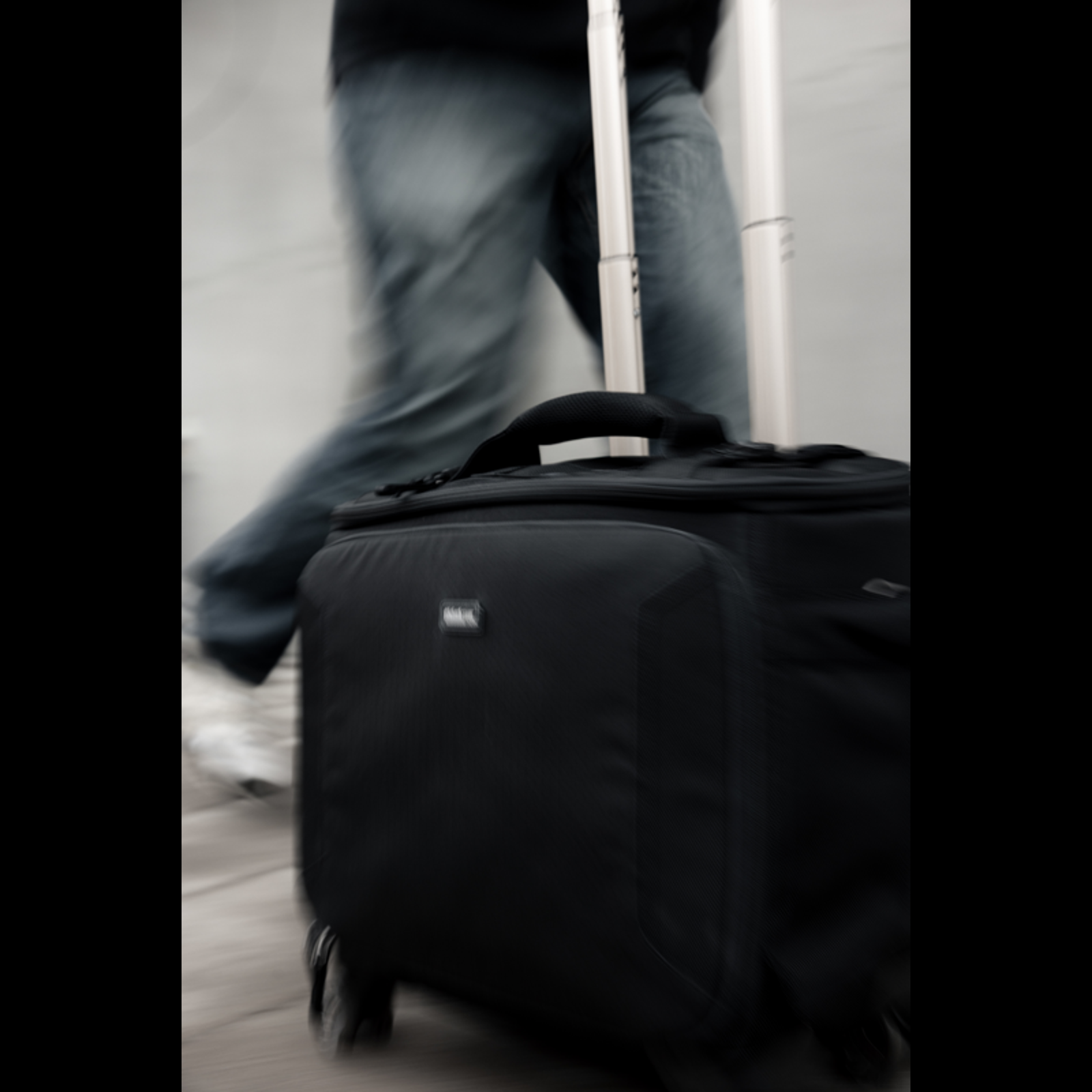 Think Tank Airport Navigator V2.0