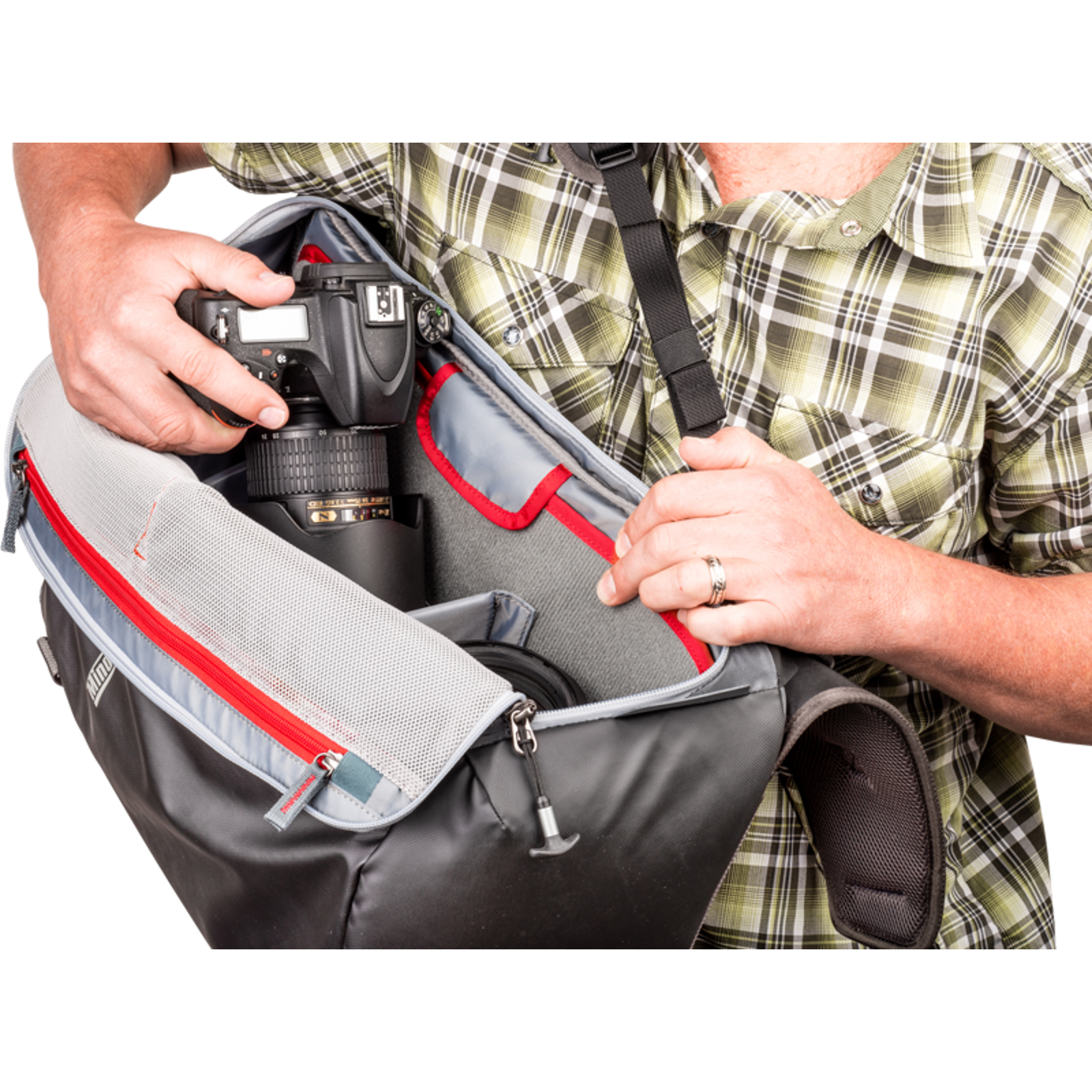 Think Tank MindShift PhotoCross 15 Backpack Carbon Grey