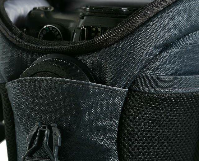 Vanguard Adaptor 14Z Zoom Camera Bag Gray toploader torba za DSLR fotoaparat