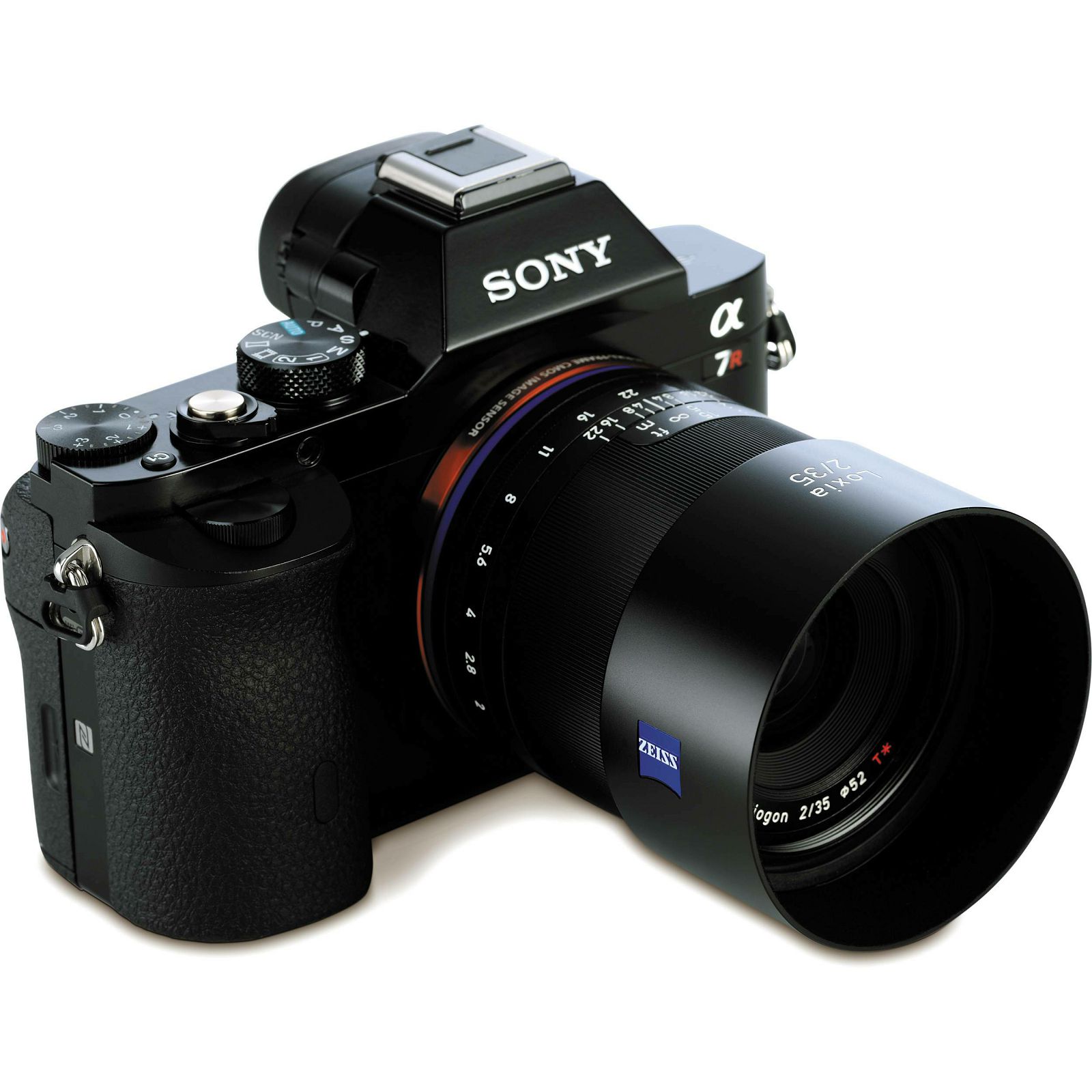 Zeiss Loxia 35mm f/2 FE širokokutni objektiv za Sony E-mount (2103-749)