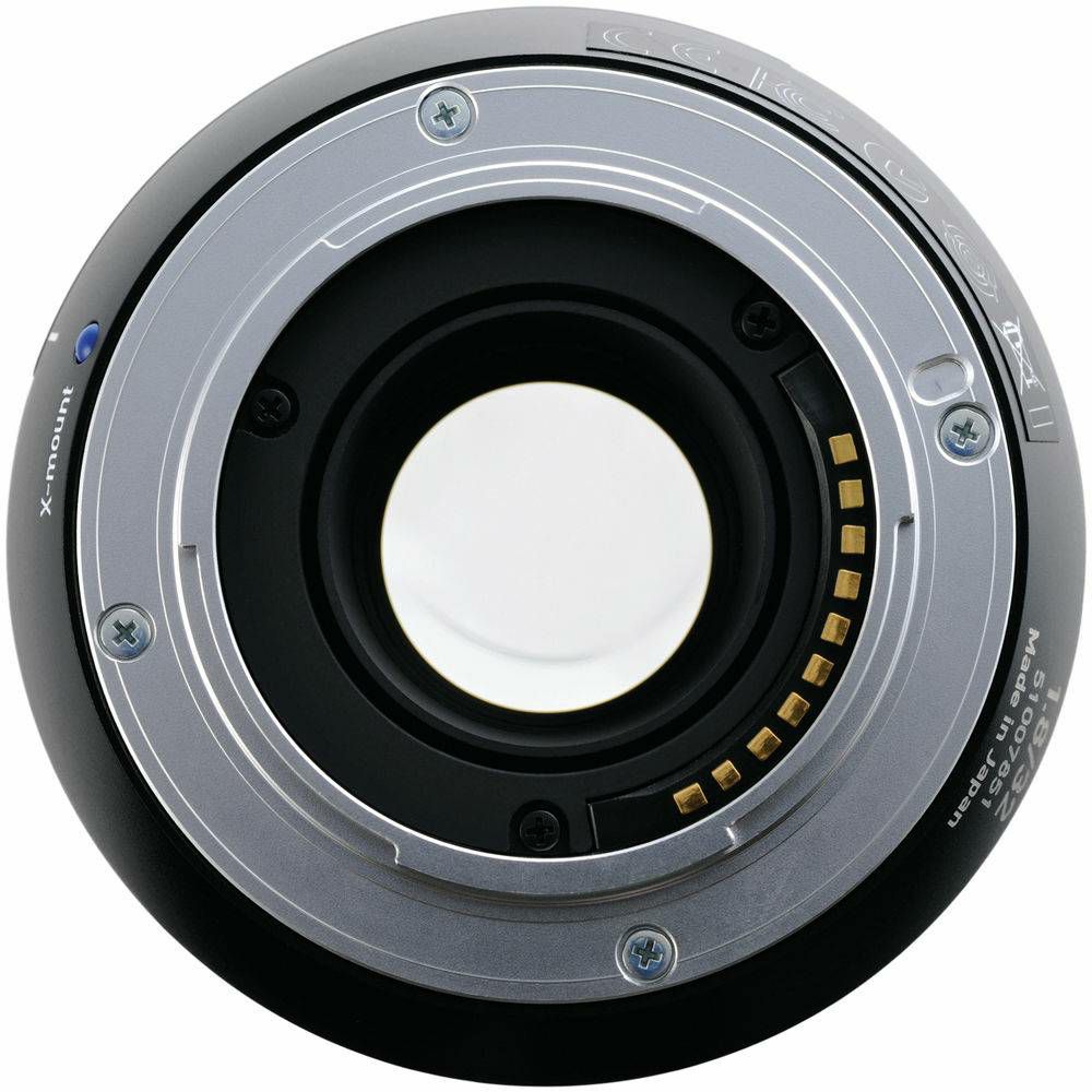 Zeiss Touit 32mm f/1.8 širokokutni objektiv za Fujifilm Fuji X-Mount (2030-679)